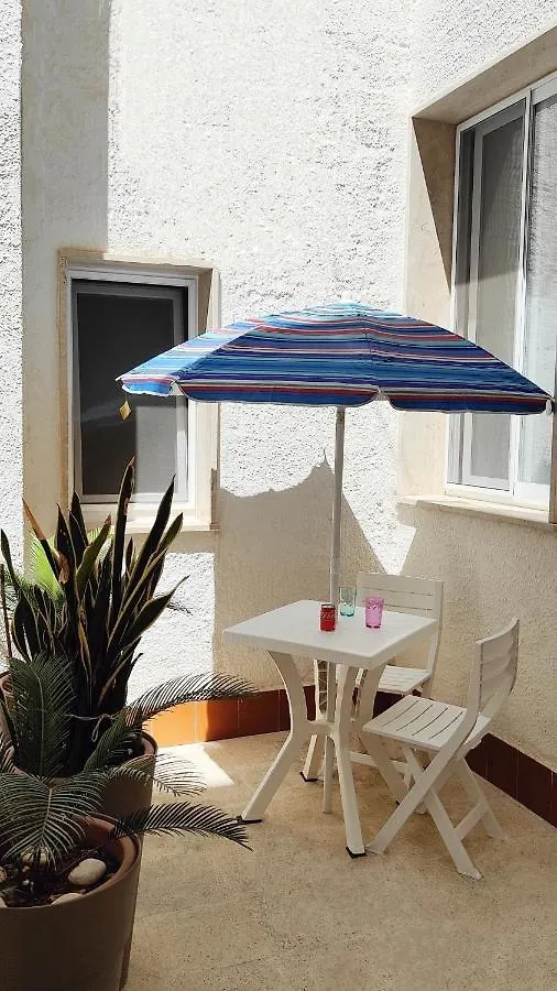 NoMapartments Il Cortile Romey Trapani 0*,  Italia